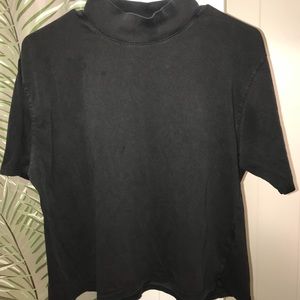 Black turtleneck T-shirt cropped brandy Melville